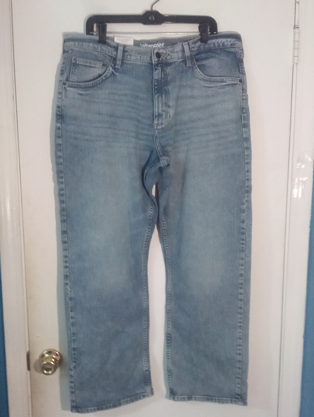 * Wrangler Men’s Light Blue Bootcut Jeans 36 X 30 NWT $69 Relaxed Boot